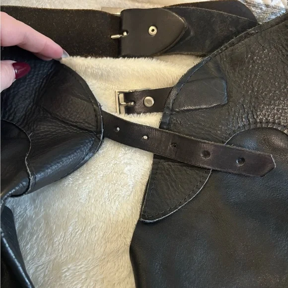 Black/Cream Fringe Rare Leather Jacket and Chaps. Excellent condition. Sz Medium - Picture 10 of 16